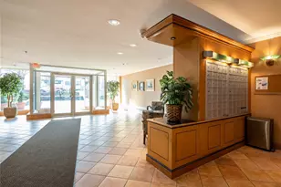 25 Park Pl, Great Neck, NY 11021 - Photo 26