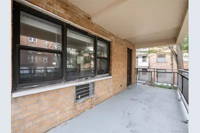 25 Park Place #2C, Great Neck, NY 11021 - Photo 20