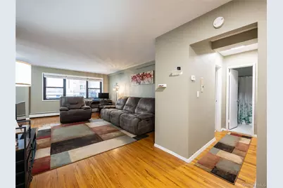 25 Park Place #2C, Great Neck, NY 11021 - Photo 8