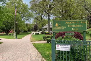 25 Park Pl, Great Neck, NY 11021 - Photo 30