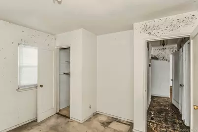 5 Preston Lane, Hicksville, NY 11801 - Photo 12