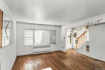 5 Preston Lane, Hicksville, NY 11801 - Photo 10