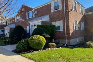261-53 Langston, Glen Oaks, NY 11004 - Photo 2