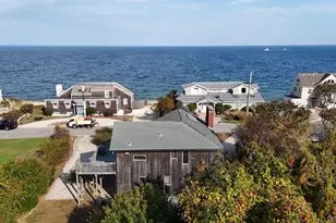 21 Captain Kidds Path, Montauk, NY 11954 - Photo 2