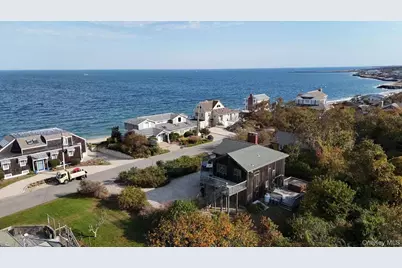 21 Captain Kidds Path, Montauk, NY 11954 - Photo 1