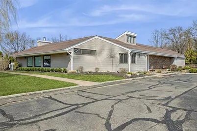 157 Hidden Ponds Circle, Smithtown, NY 11787 - Photo 20