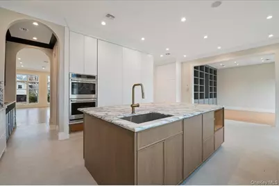 772 Park Lane, Woodmere, NY 11581 - Photo 14