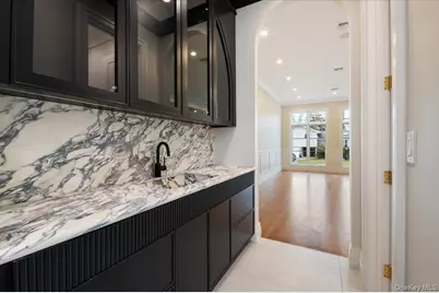 772 Park Lane, Woodmere, NY 11581 - Photo 18