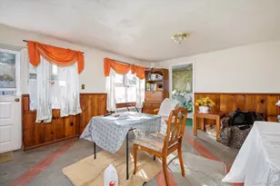 9 Walnut Pl, Massapequa, NY 11758 - Photo 12