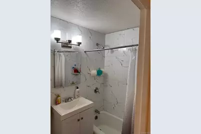 2550 Olinville Avenue #3D, Bronx, NY 10467 - Photo 2