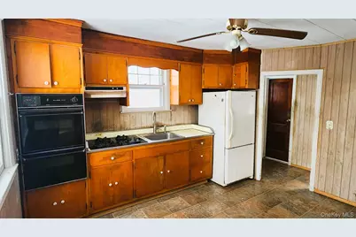 19 Whittier Hills Road, North Salem, NY 10560 - Photo 12