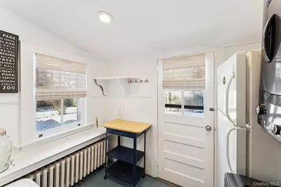 424 Main Street, Quiogue, NY 11978 - Photo 14