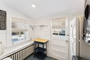 424 Main St, Quiogue, NY 11978 - Photo 14