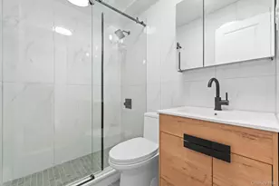 83-32 159th St, Jamaica, NY 11432 - Photo 10