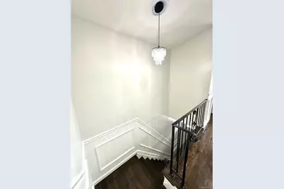 25416 Craft Avenue #2, Rosedale, NY 11422 - Photo 6