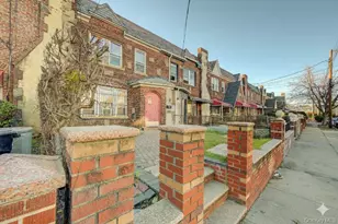 111-20 145th St, Jamaica, NY 11435 - Photo 2