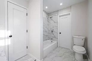 15 Terry Ct, North Babylon, NY 11703 - Photo 24