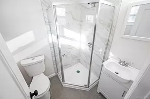 15 Terry Ct, North Babylon, NY 11703 - Photo 8