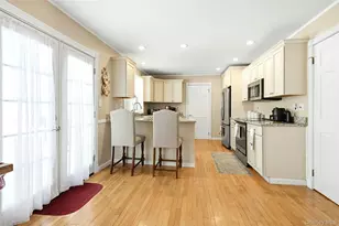 7 Herdman Ct, Middle Island, NY 11953 - Photo 14