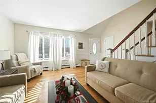 7 Herdman Ct, Middle Island, NY 11953 - Photo 8