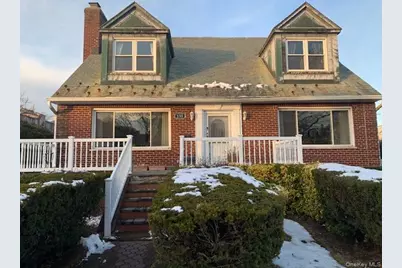 135 E Olive Street #Upper, Long Beach, NY 11561 - Photo 1
