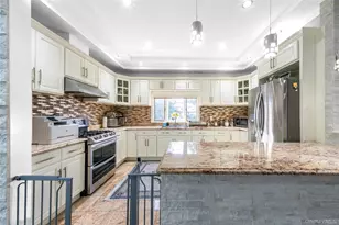 166-02 76th Ave, Fresh Meadows, NY 11366 - Photo 6