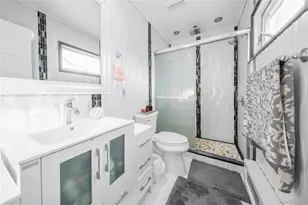 166-02 76th Ave, Fresh Meadows, NY 11366 - Photo 18