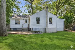 39 Gould Rd, Centereach, NY 11720 - Photo 16