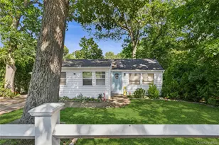 39 Gould Rd, Centereach, NY 11720 - Photo 2