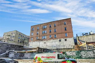 365 E 197th, Bronx, NY 10458 - Photo 8