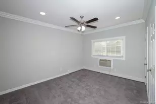 556 New Hwy, Hauppauge, NY 11788 - Photo 6