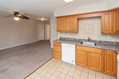 70 Aveonis Court, Fishkill, NY 12524 - Photo 6