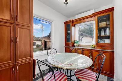 166 W Olive Street, Long Beach, NY 11561 - Photo 6