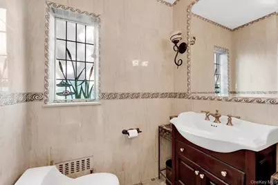 166 W Olive Street, Long Beach, NY 11561 - Photo 10