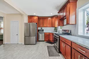 26 Rosedale Ave, Freeport, NY 11520 - Photo 30