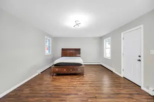 32 Longfellow Ave, Westbury, NY 11590 - Photo 10