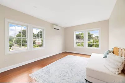 209 Van Cortlandt Park Avenue, Yonkers, NY 10705 - Photo 20