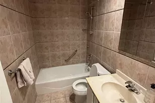 348 Links Dr E, Oceanside, NY 11572 - Photo 10