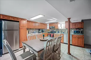 65-26 Admiral Ave, Middle Village, NY 11379 - Photo 30