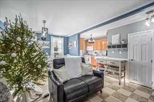 65-26 Admiral Ave, Middle Village, NY 11379 - Photo 6