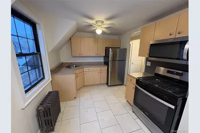 41 S Centre Avenue #2, Rockville Centre, NY 11570 - Photo 1