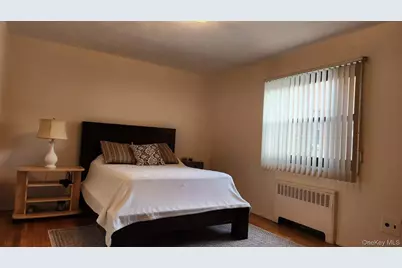 15-27 159 Street 159 Street #619, Whitestone, NY 11357 - Photo 6