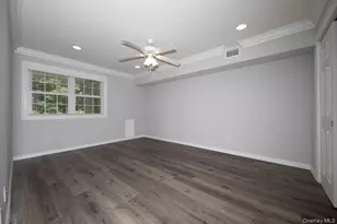 510 Tudor Ln, Middle Island, NY 11953 - Photo 6