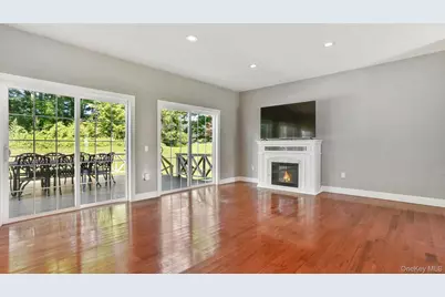 4 Cameli Drive, Wappingers Falls, NY 12590 - Photo 6