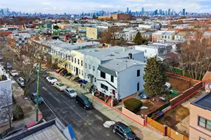 6161 62nd Ave, Middle Village, NY 11379 - Photo 32