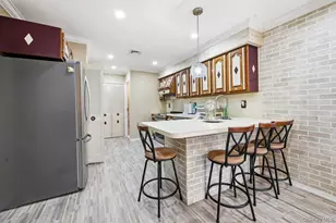 384 Singingwood Dr, Holbrook, NY 11741 - Photo 14