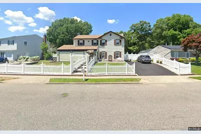 384 Singingwood Drive, Holbrook, NY 11741 - Photo 1