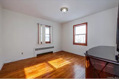 619 Franklin Avenue, Massapequa, NY 11758 - Photo 8