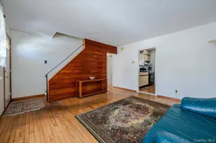 619 Franklin Ave, Massapequa, NY 11758 - Photo 4