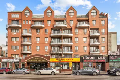 4105 College Point Boulevard #5C, Flushing, NY 11355 - Photo 2